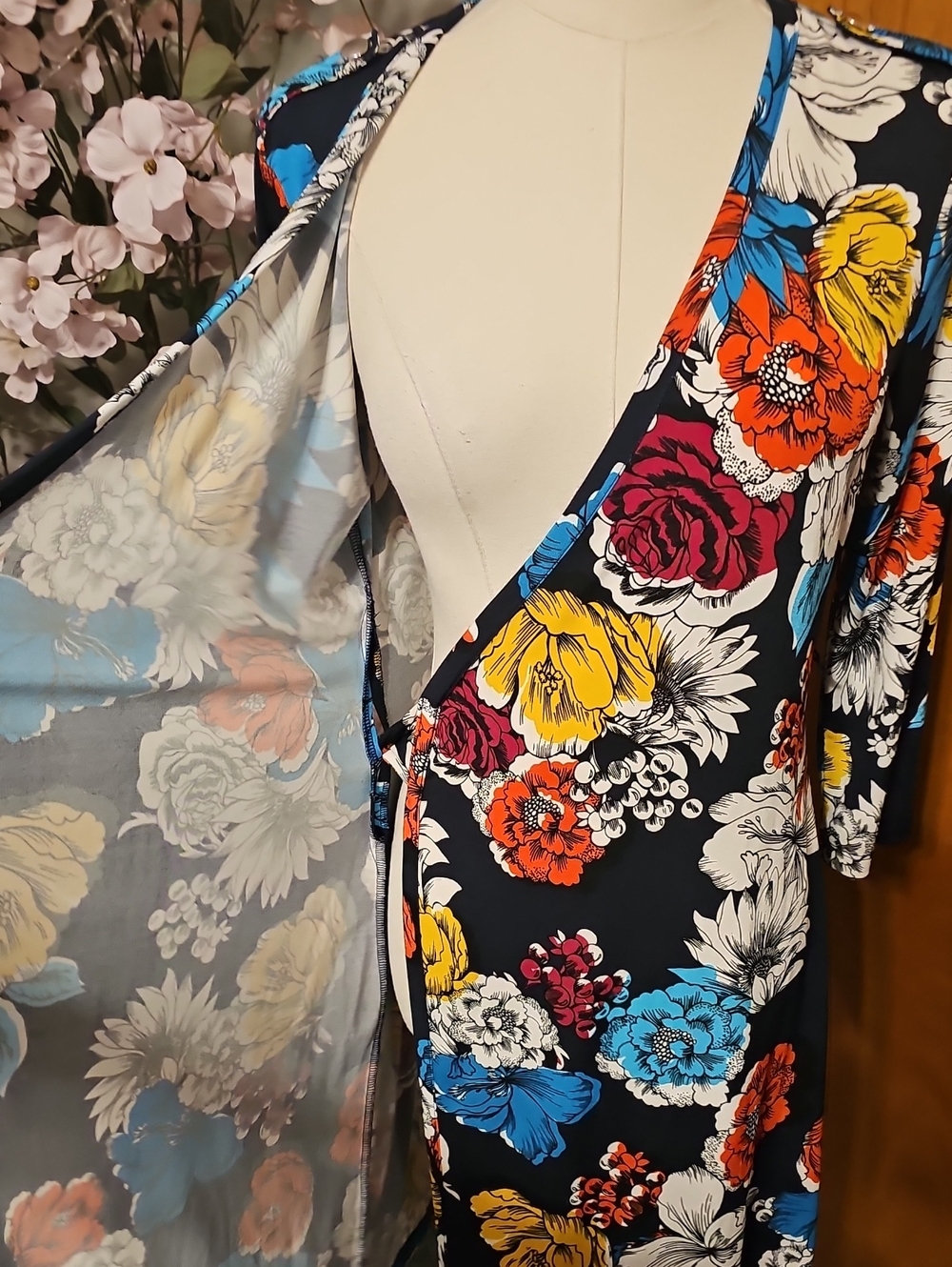 Banana Republic Floral Wrap Dress - Picture 8 of 9